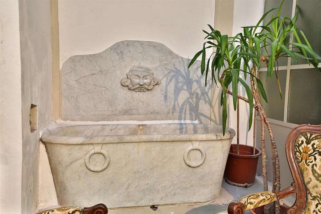 צ'יוויטווקיה Alibrandi Palace מראה חיצוני תמונה