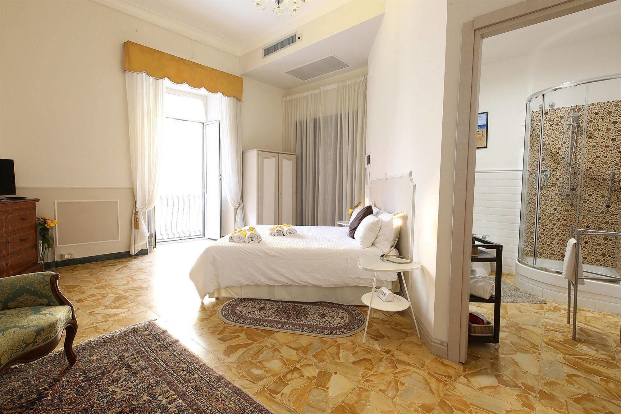 צ'יוויטווקיה Alibrandi Palace מראה חיצוני תמונה